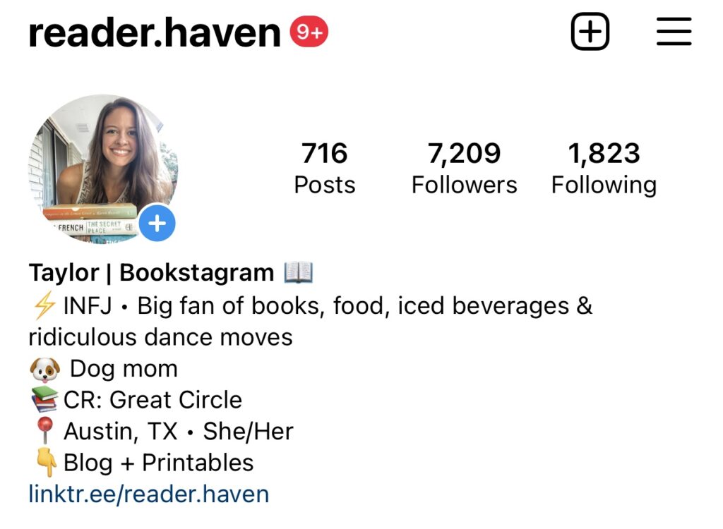 Bookstagram bio example screenshot